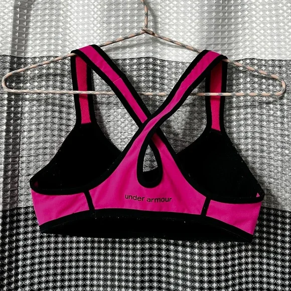 Under Armour sports bra - Picture 2 of 2